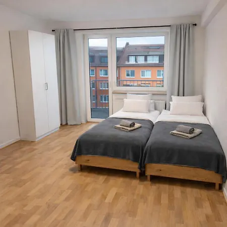 Cozy Comfort 2 Bedroom With Balcony Apartment Düsseldorf
