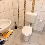 Cozy Comfort 2 Bedroom Apartment With Balcony